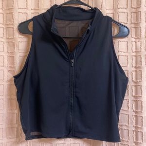 black cropped gym attire muscle tee